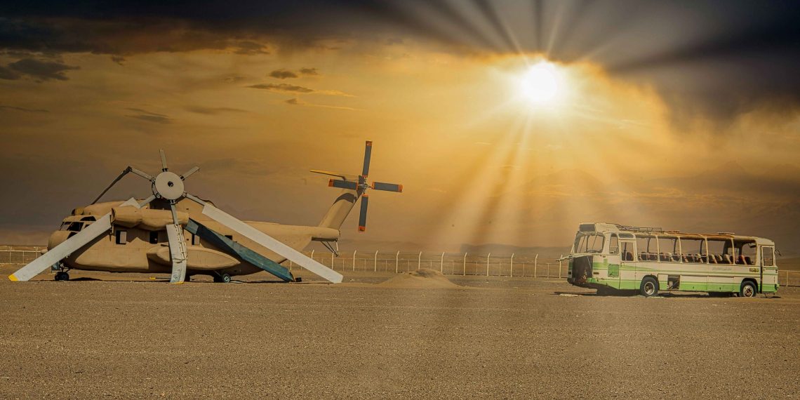 پنجه عقاب عملیاتی که به شکست انجامید