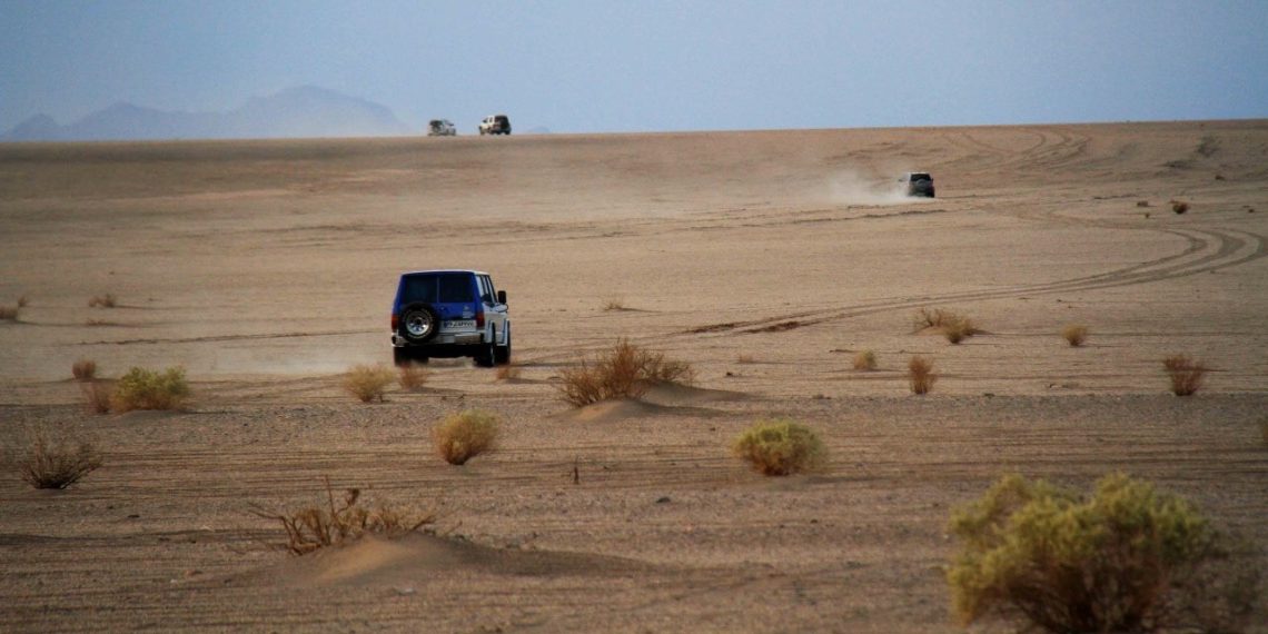 IMG 3997 کویر کجاست و بیابان کجا؟