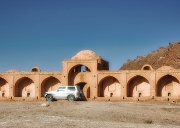 کاروانسرای چاه‌ کوران