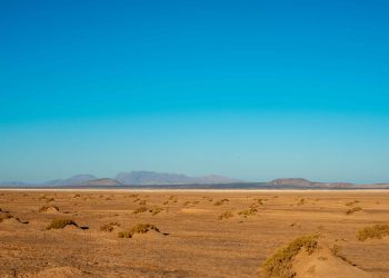 نبکاها و آتشفشان‌های بیابان لوت