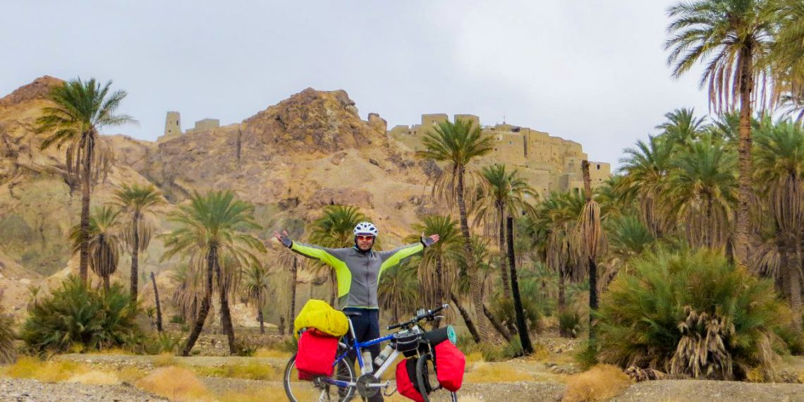 H K 2 جا در پای کاروانیان، سفر با دوچرخه